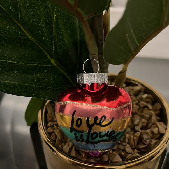 LOVE IS LOVE RAINBOW PRIDE GLASS HEART ORNAMENT 2021 - Picture 2 of 2